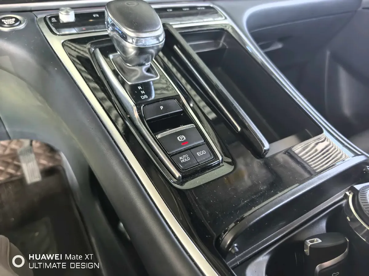 2021 GAC Trumpchi M8 2.0T 252HP L4 8AT,autocango,china used car exporter,china ev exporter,chinese used car exporter,chinese used ev exporter