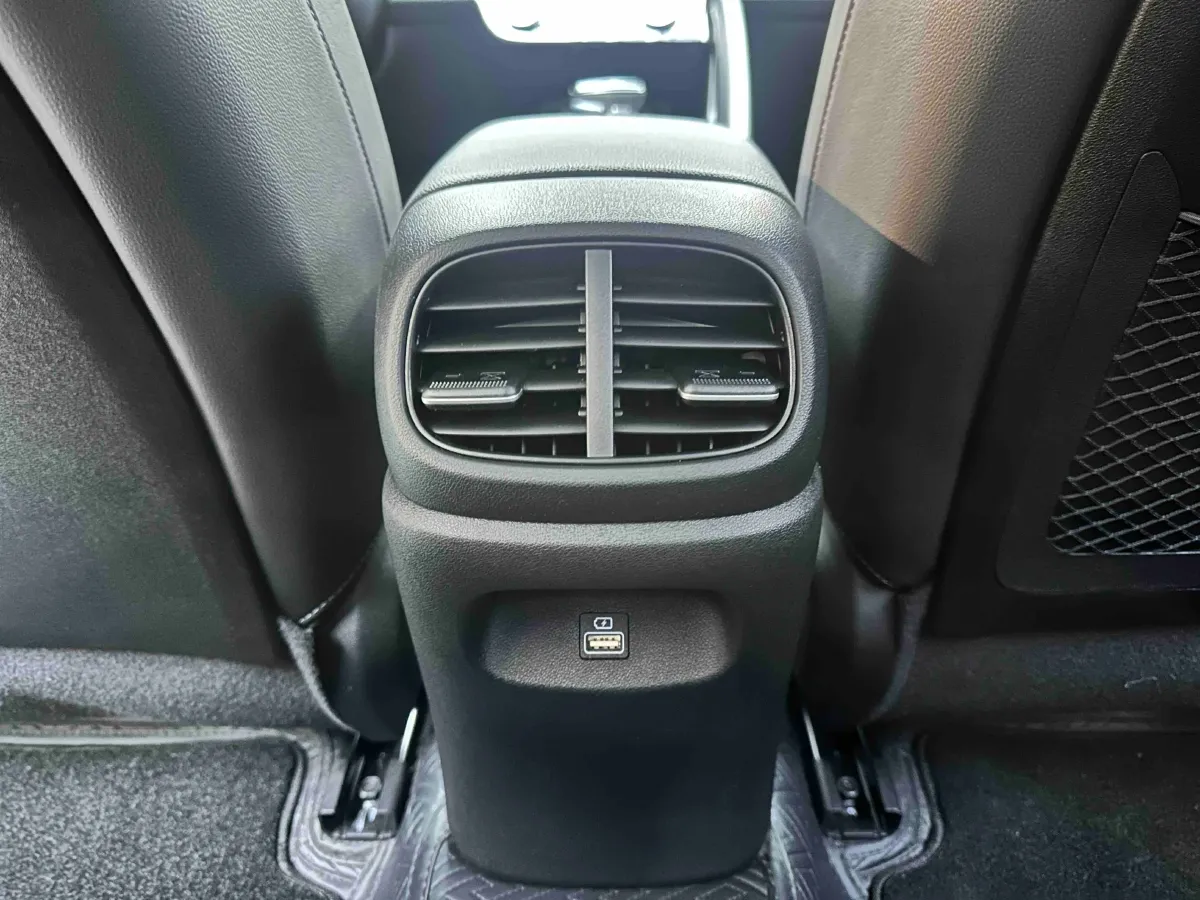 2022 Hyundai Elantra 1.5L 115HP L4 CVT,autocango,china used car exporter,china ev exporter,chinese used car exporter,chinese used ev exporter