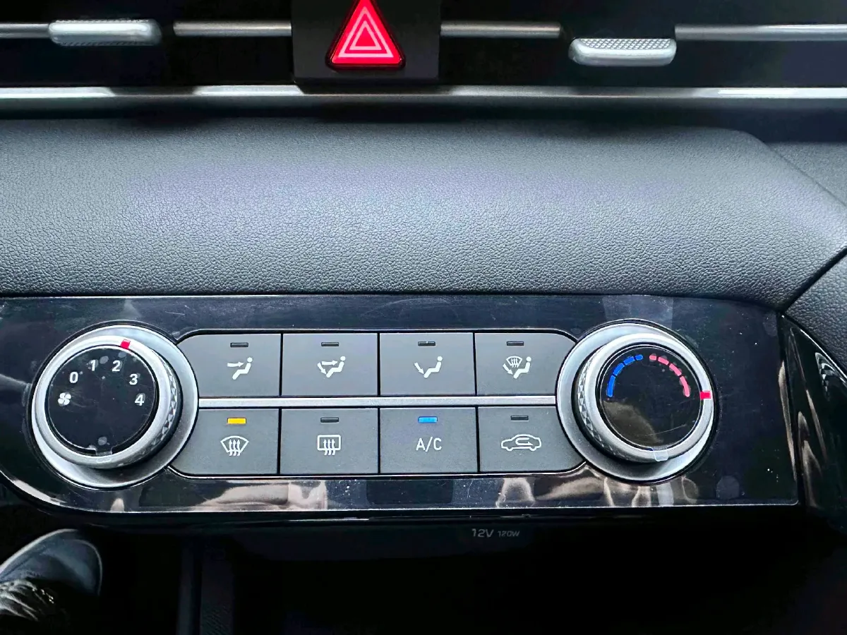 2022 Hyundai Elantra 1.5L 115HP L4 CVT,autocango,china used car exporter,china ev exporter,chinese used car exporter,chinese used ev exporter