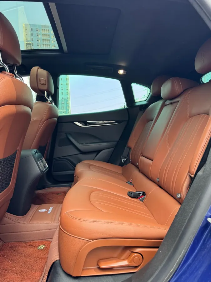 2018 Maserati Levante 3.0T 350HP V6 8AT,autocango,china used car exporter,china ev exporter,chinese used car exporter,chinese used ev exporter