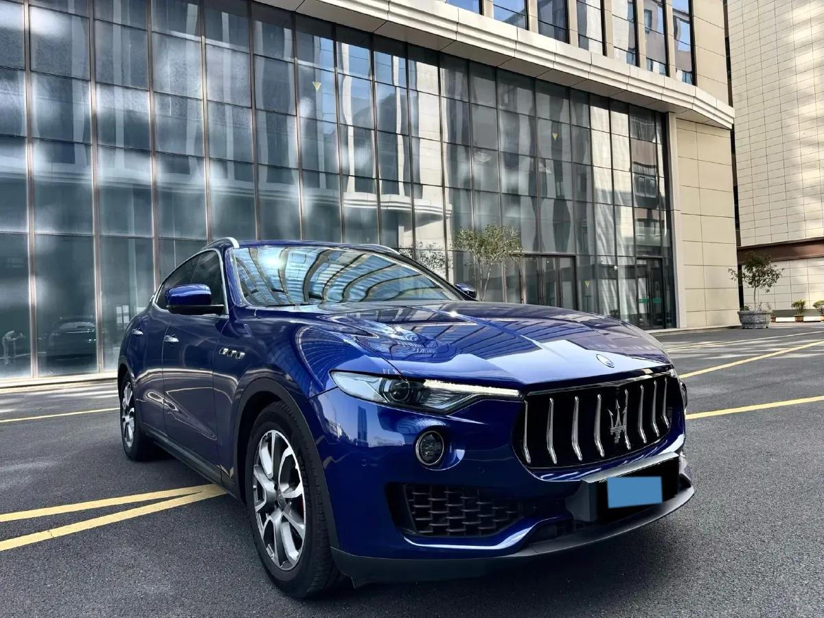 2018 Maserati Levante 3.0T 350HP V6 8AT,autocango,china used car exporter,china ev exporter,chinese used car exporter,chinese used ev exporter