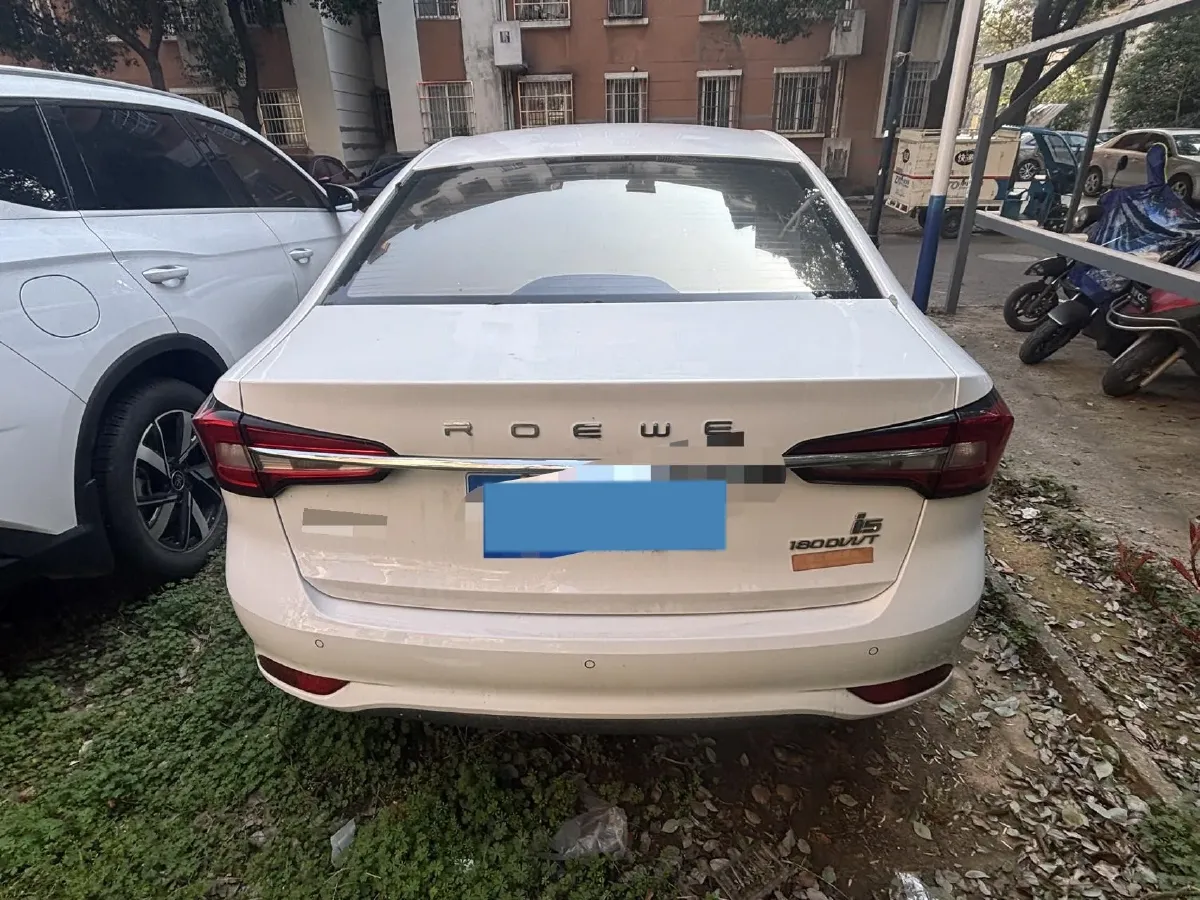 2020 Roewe i5 1.5L 120HP L4 CVT,autocango,china used car exporter,china ev exporter,chinese used car exporter,chinese used ev exporter