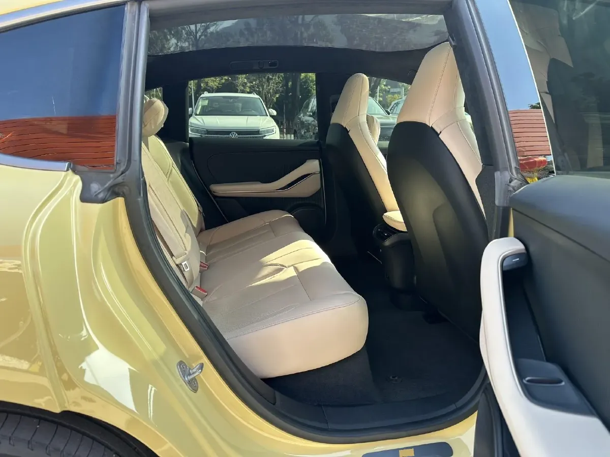 2022 JunTian HeiWuShi Youth 2.0T 203HP L4 6AT,autocango,china used car exporter,china ev exporter,chinese used car exporter,chinese used ev exporter