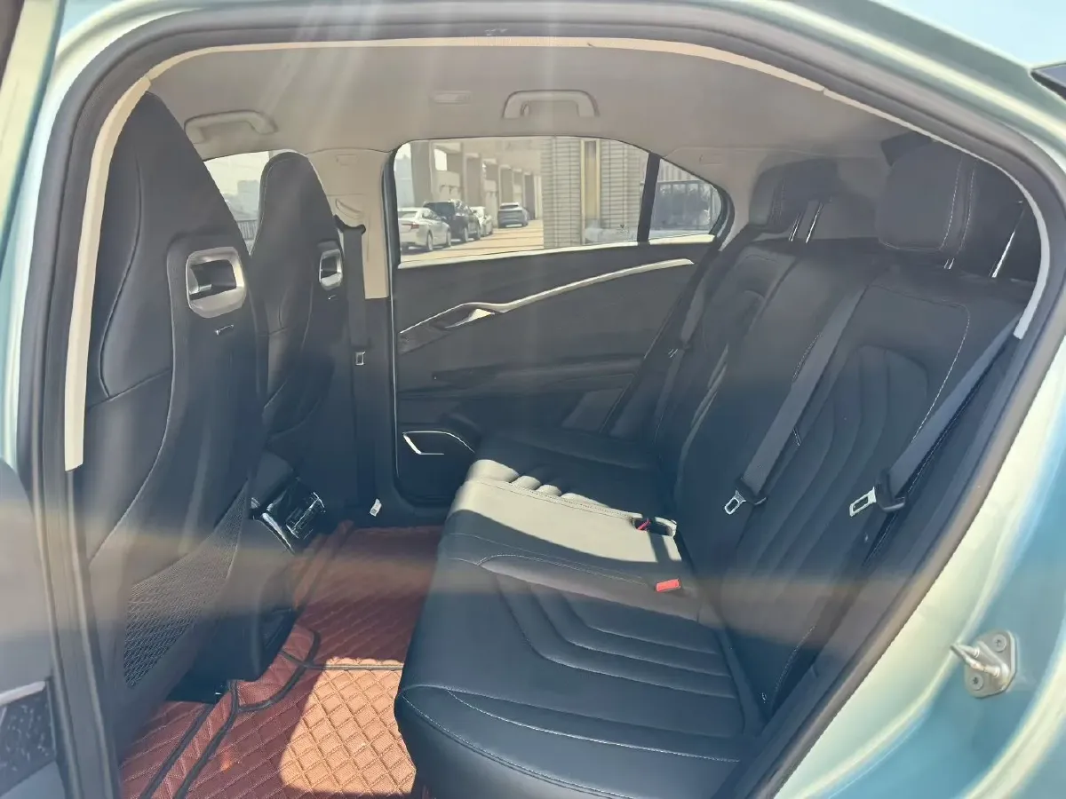 2021 Roewe RX5 1.5T 181HP L4 7DCT,autocango,china used car exporter,china ev exporter,chinese used car exporter,chinese used ev exporter