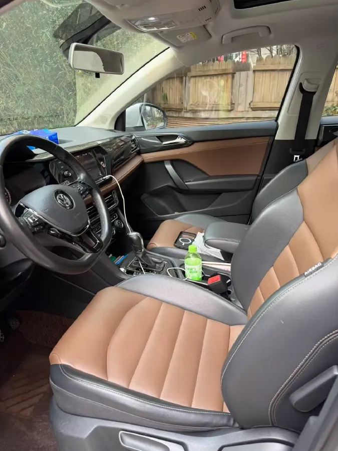 2019 MINI MINI 1.5T 102HP L3 7DCT,autocango,china used car exporter,china ev exporter,chinese used car exporter,chinese used ev exporter