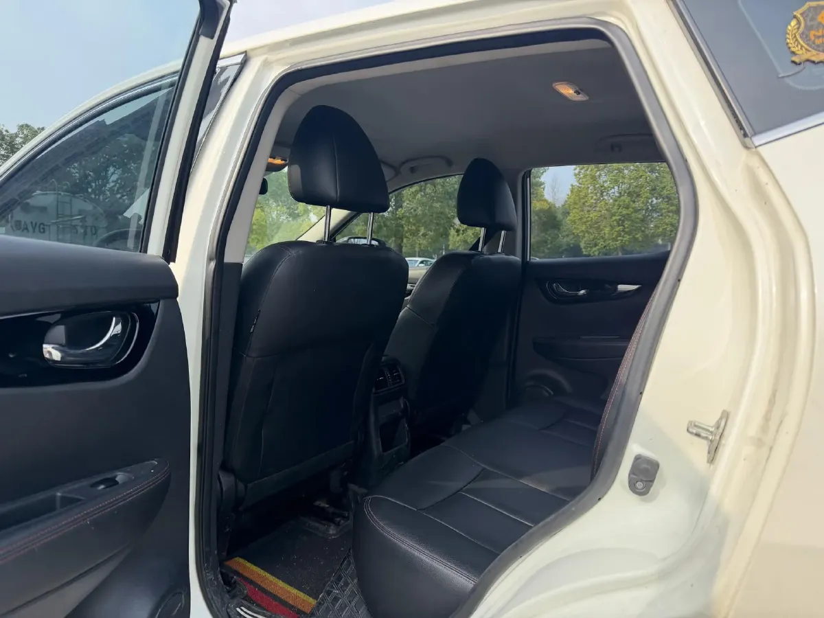 2022 Nissan Qashqai 2.0L 151HP L4 CVT,autocango,china used car exporter,china ev exporter,chinese used car exporter,chinese used ev exporter