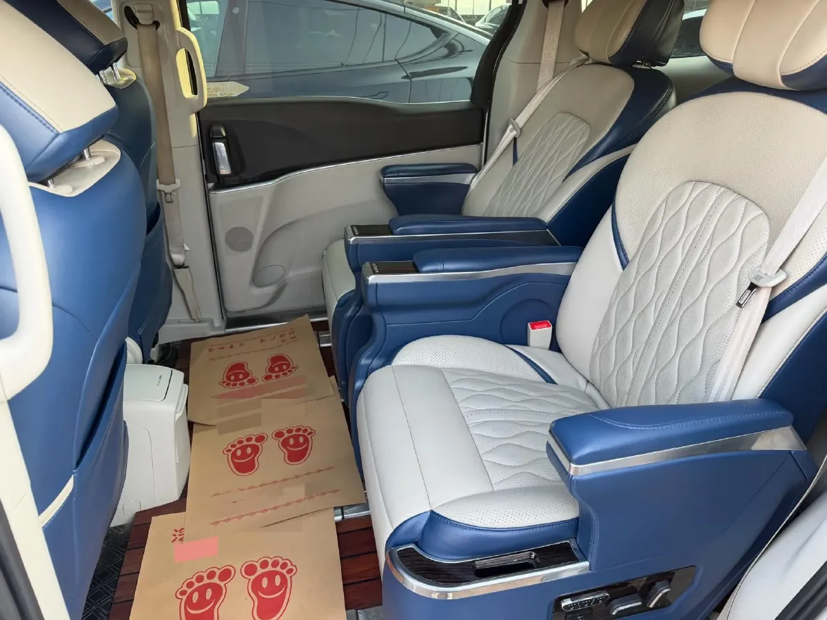 2020 Buick GL8 2.0T 237HP L4 9AT,autocango,china used car exporter,china ev exporter,chinese used car exporter,chinese used ev exporter