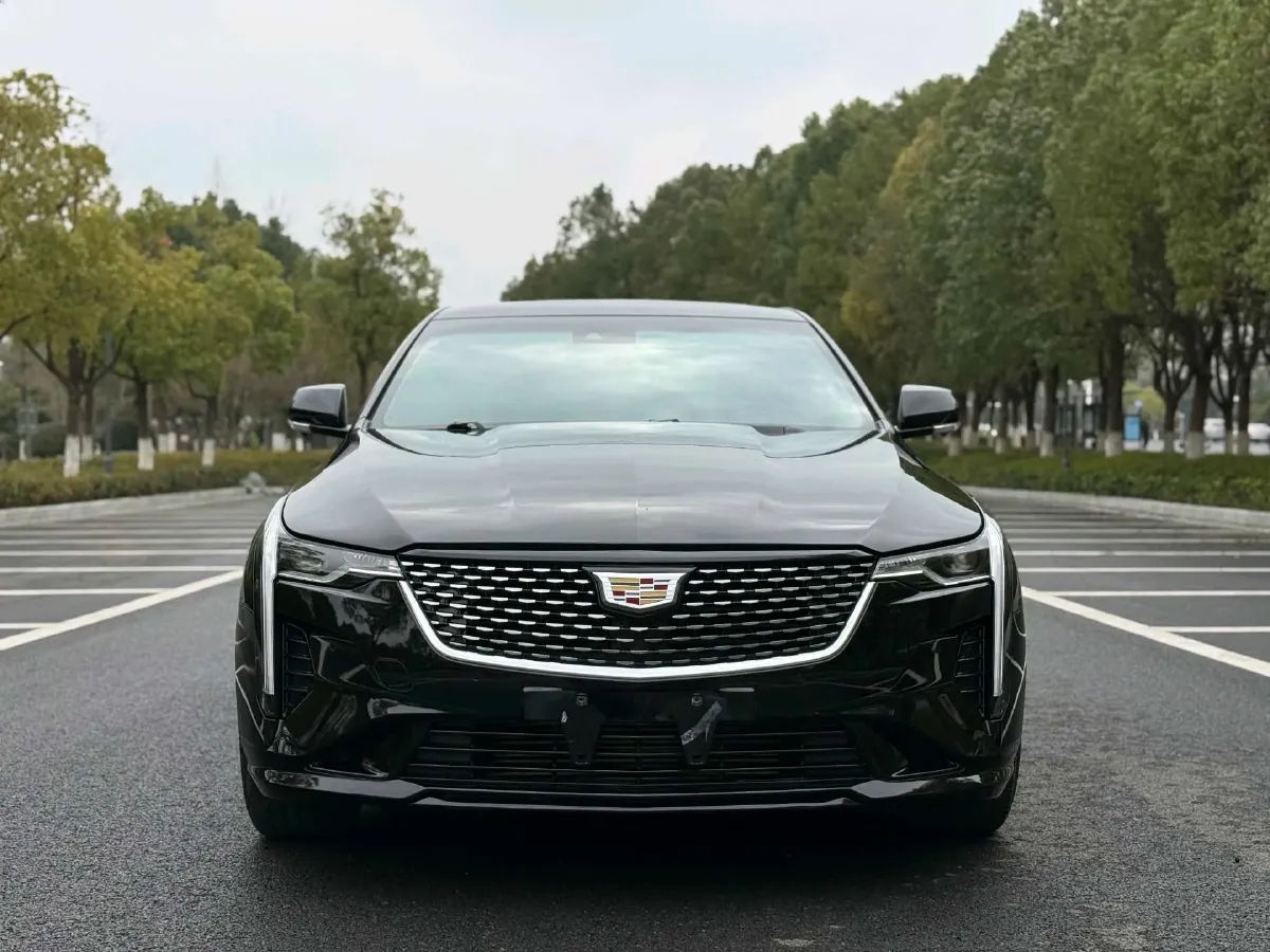 2021 Cadillac CT4 2.0T 237HP L4 8AT,autocango,china used car exporter,china ev exporter,chinese used car exporter,chinese used ev exporter