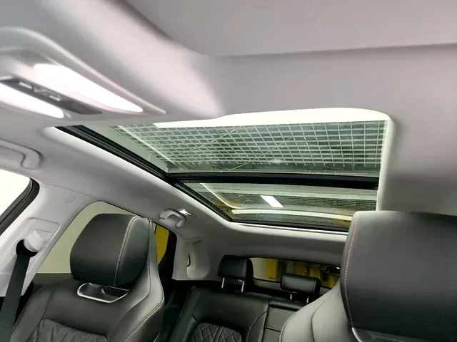 2022 Chevrolet Menlo BEV 61.1KWH,autocango,china used car exporter,china ev exporter,chinese used car exporter,chinese used ev exporter