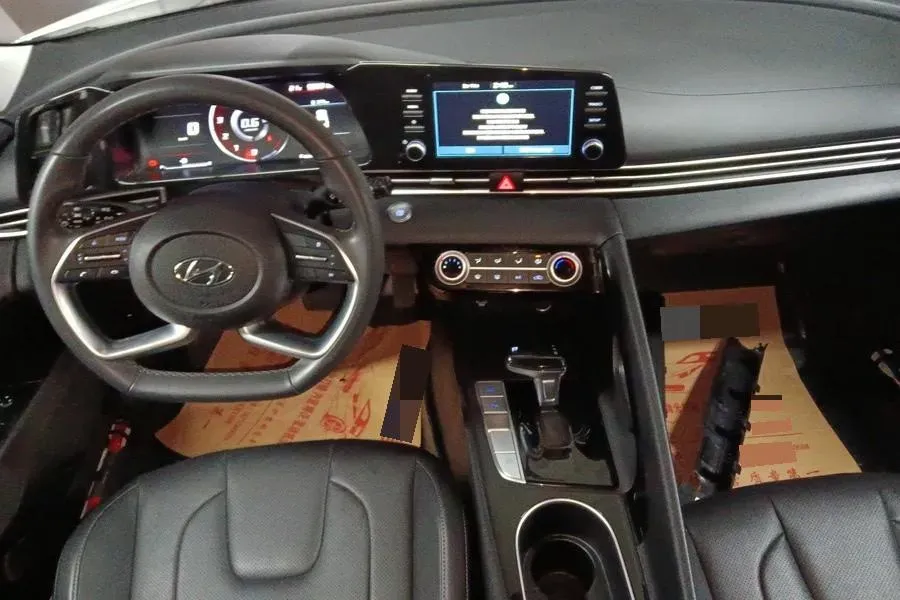 2021 Hyundai Elantra 1.5L 115HP L4 CVT,autocango,china used car exporter,china ev exporter,chinese used car exporter,chinese used ev exporter