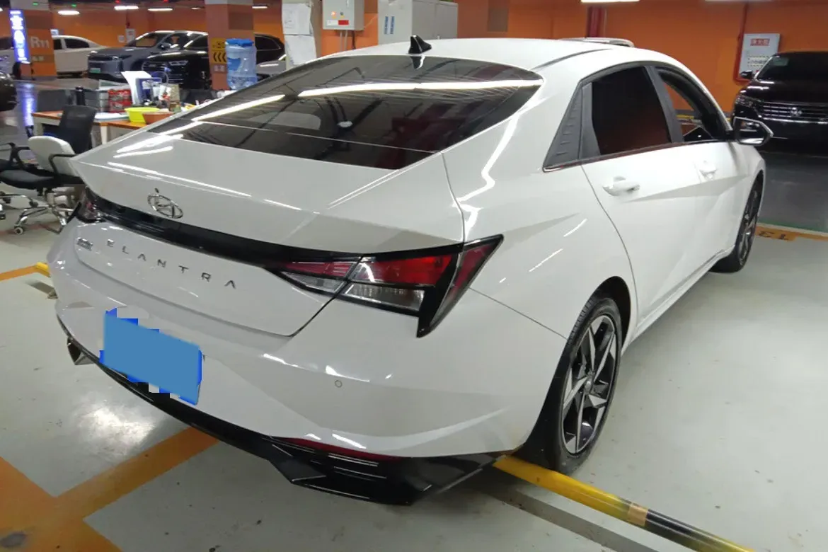 2021 Hyundai Elantra 1.5L 115HP L4 CVT,autocango,china used car exporter,china ev exporter,chinese used car exporter,chinese used ev exporter