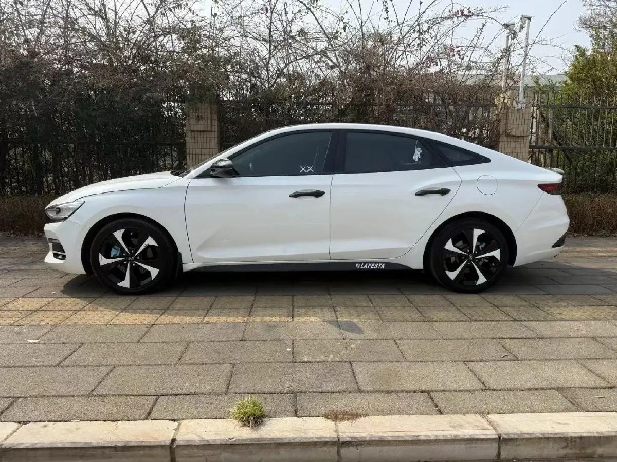 2019 Hyundai La Festa 1.6T 204HP L4 7DCT,autocango,china used car exporter,china ev exporter,chinese used car exporter,chinese used ev exporter