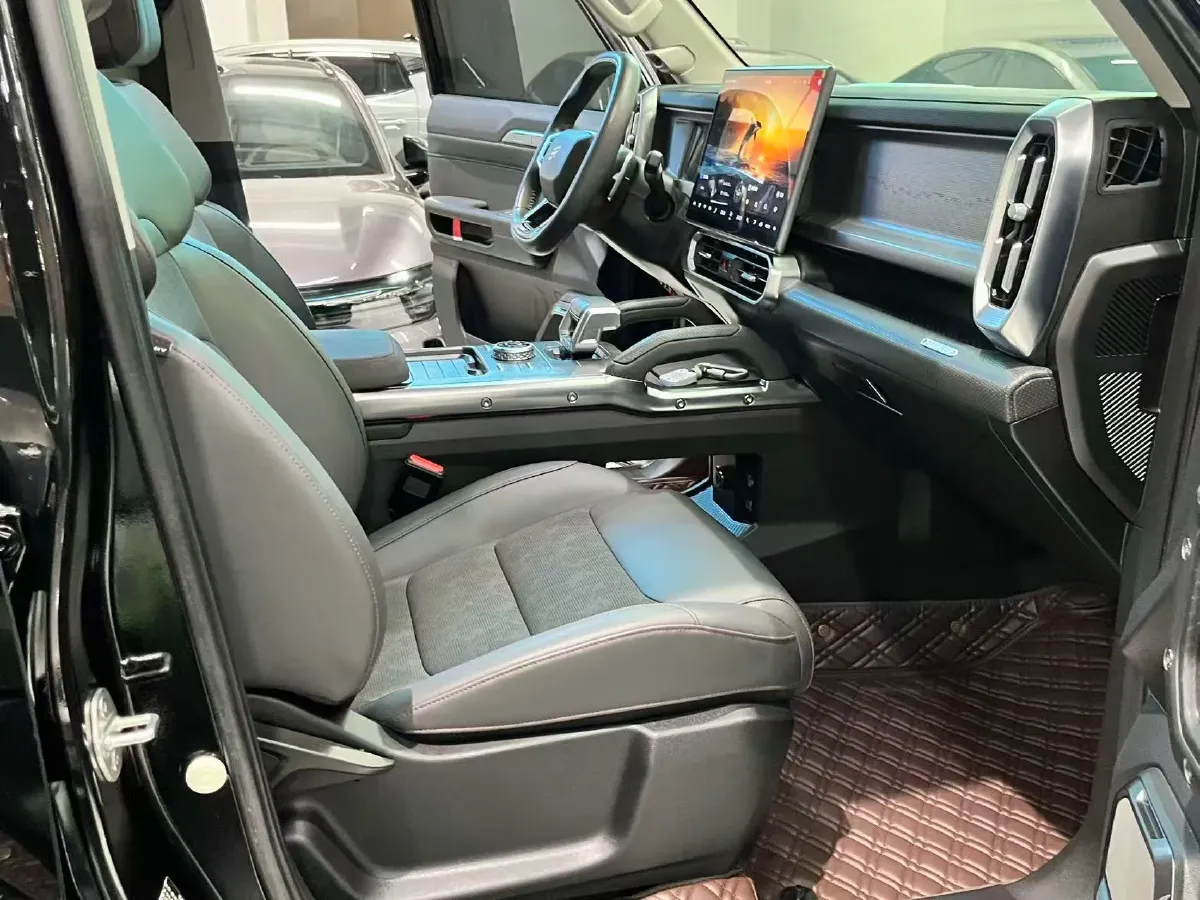 2023 Jetour Traveller 2.0T 254HP L4 7DCT,autocango,china used car exporter,china ev exporter,chinese used car exporter,chinese used ev exporter