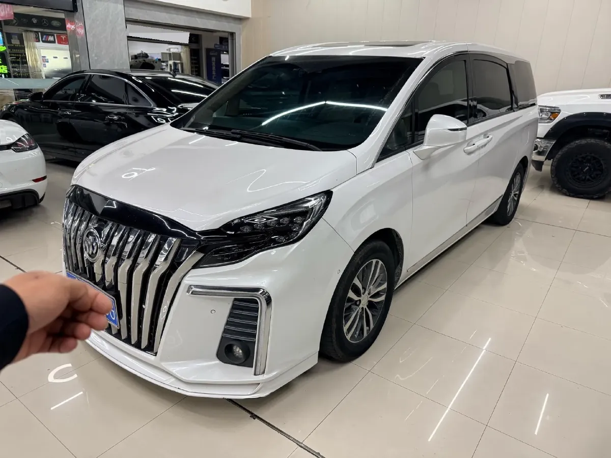 2020 Buick GL8 2.0T 237HP L4 9AT,autocango,china used car exporter,china ev exporter,chinese used car exporter,chinese used ev exporter