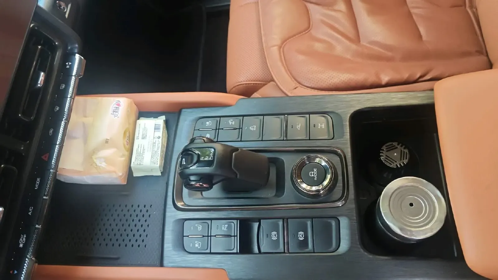 2025 Haval H9 2.4T 186HP L4 9AT,autocango,china used car exporter,china ev exporter,chinese used car exporter,chinese used ev exporter