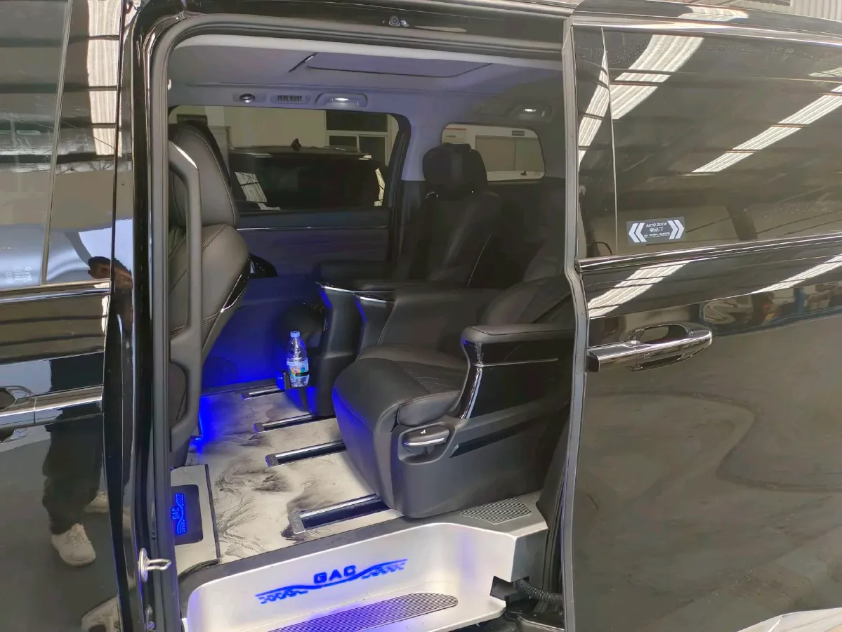 2024 GAC Trumpchi M8 2.0T 252HP L4 8AT,autocango,china used car exporter,china ev exporter,chinese used car exporter,chinese used ev exporter