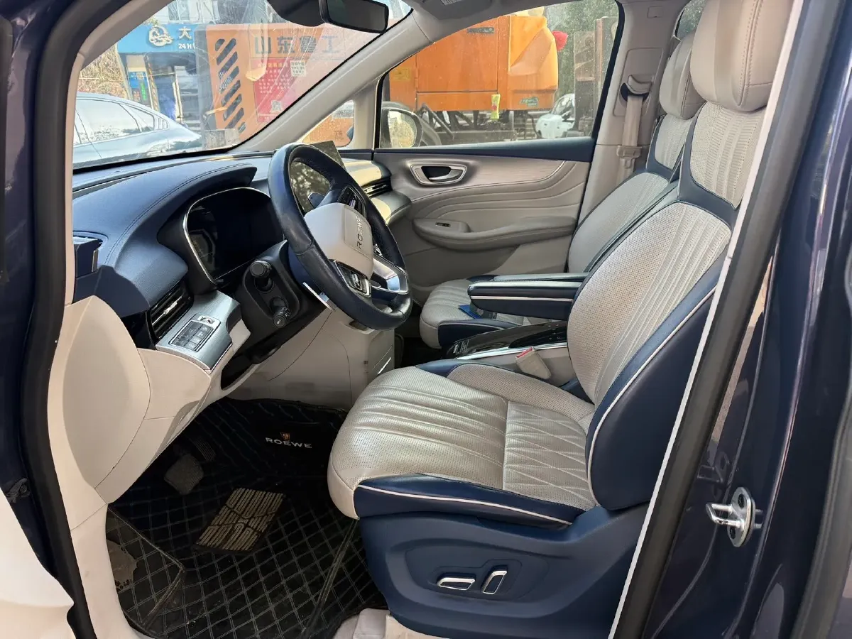 2021 Roewe iMAX8 2.0T 234HP L4 8AT,autocango,china used car exporter,china ev exporter,chinese used car exporter,chinese used ev exporter