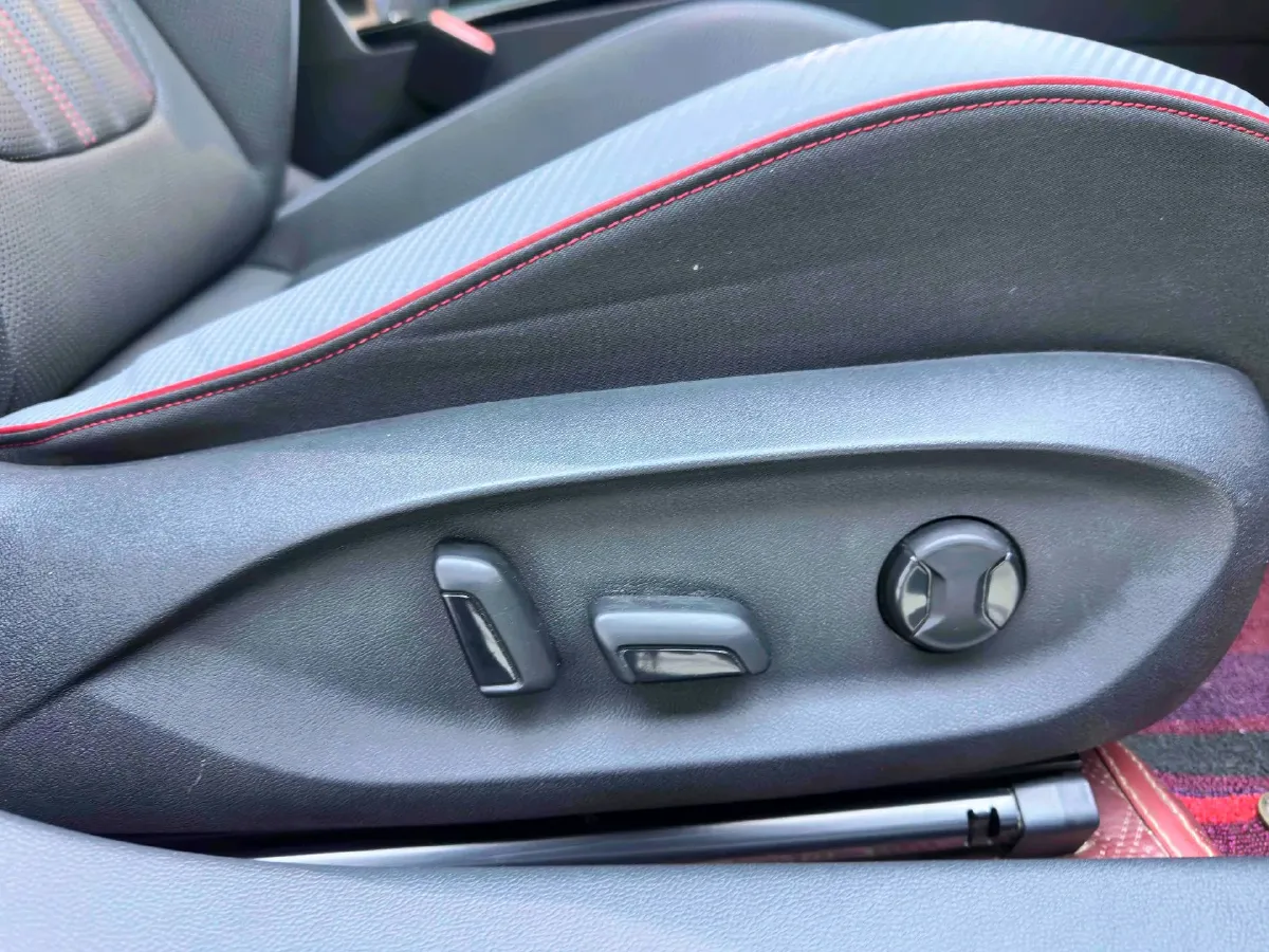 2022 Skoda Superb 2.0T 186HP L4 7DCT,autocango,china used car exporter,china ev exporter,chinese used car exporter,chinese used ev exporter