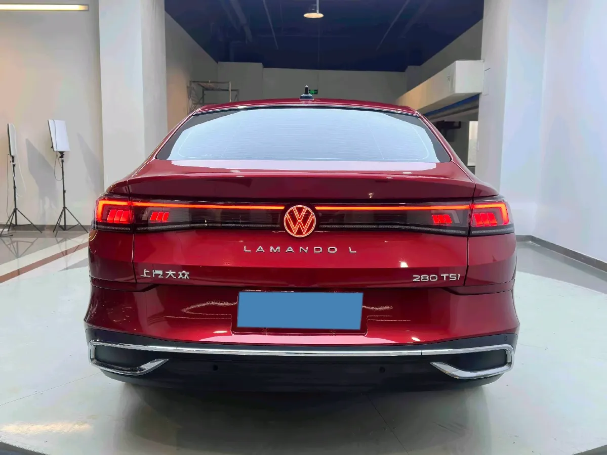 2022 Skoda Superb 2.0T 186HP L4 7DCT,autocango,china used car exporter,china ev exporter,chinese used car exporter,chinese used ev exporter