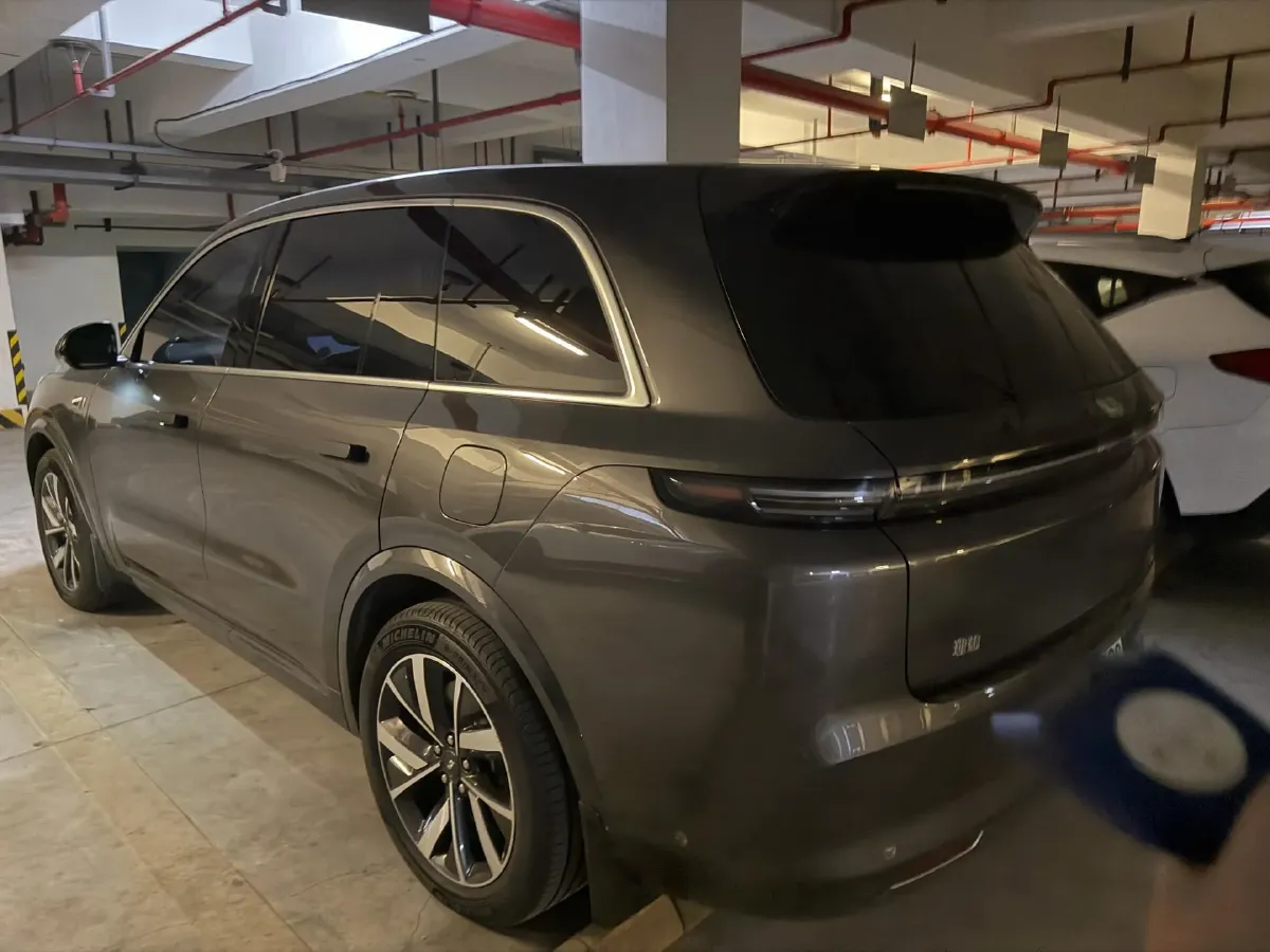 2023 Li L7 Range Extended 154HP REEV 40.9KWH,autocango,china used car exporter,china ev exporter,chinese used car exporter,chinese used ev exporter