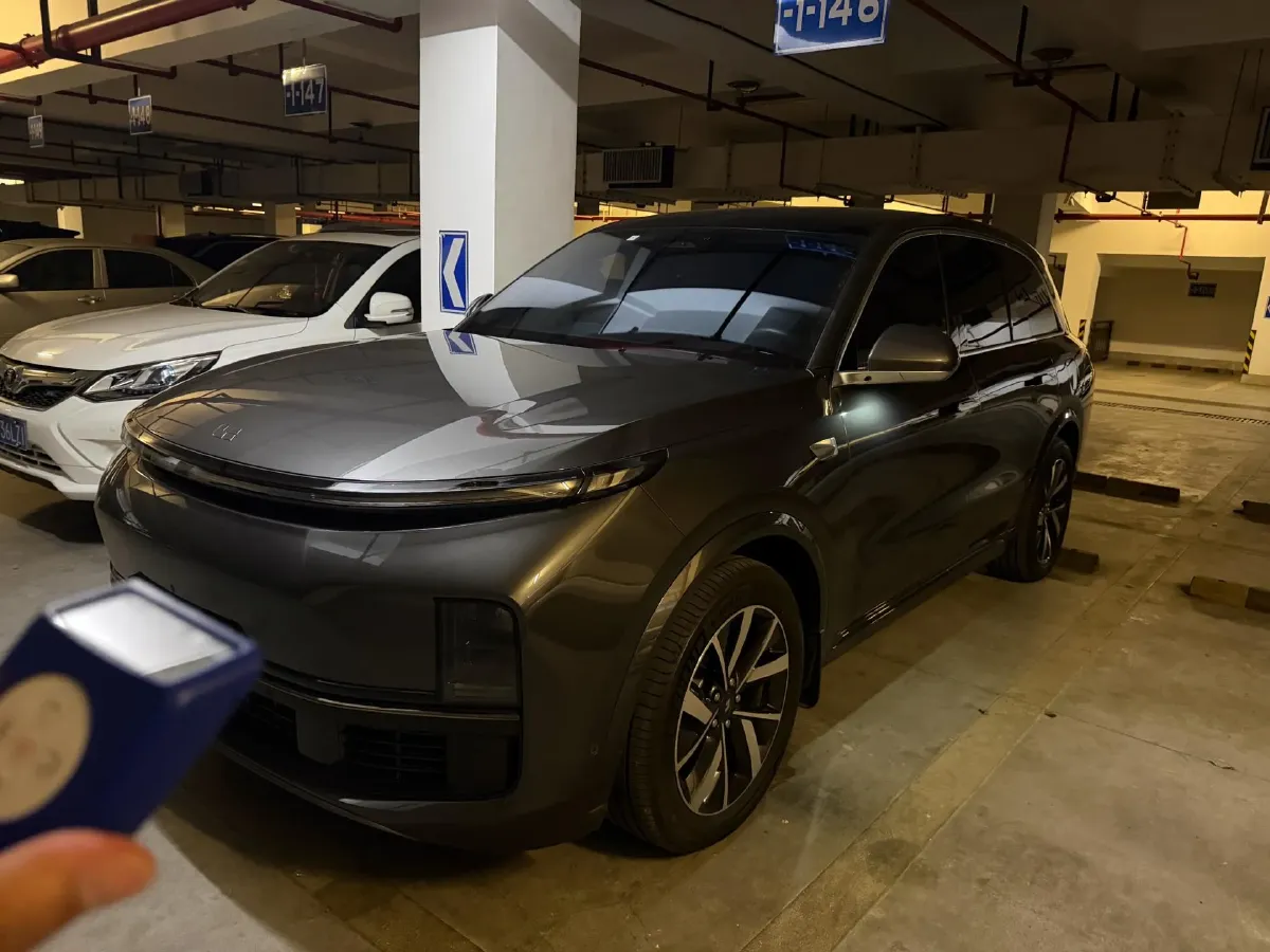 2023 Li L7 Range Extended 154HP REEV 40.9KWH,autocango,china used car exporter,china ev exporter,chinese used car exporter,chinese used ev exporter