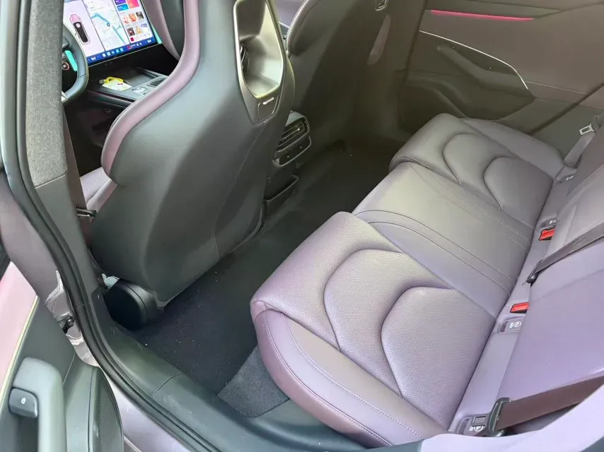 2024 MI SU7 BEV 94.3KWH,autocango,china used car exporter,china ev exporter,chinese used car exporter,chinese used ev exporter