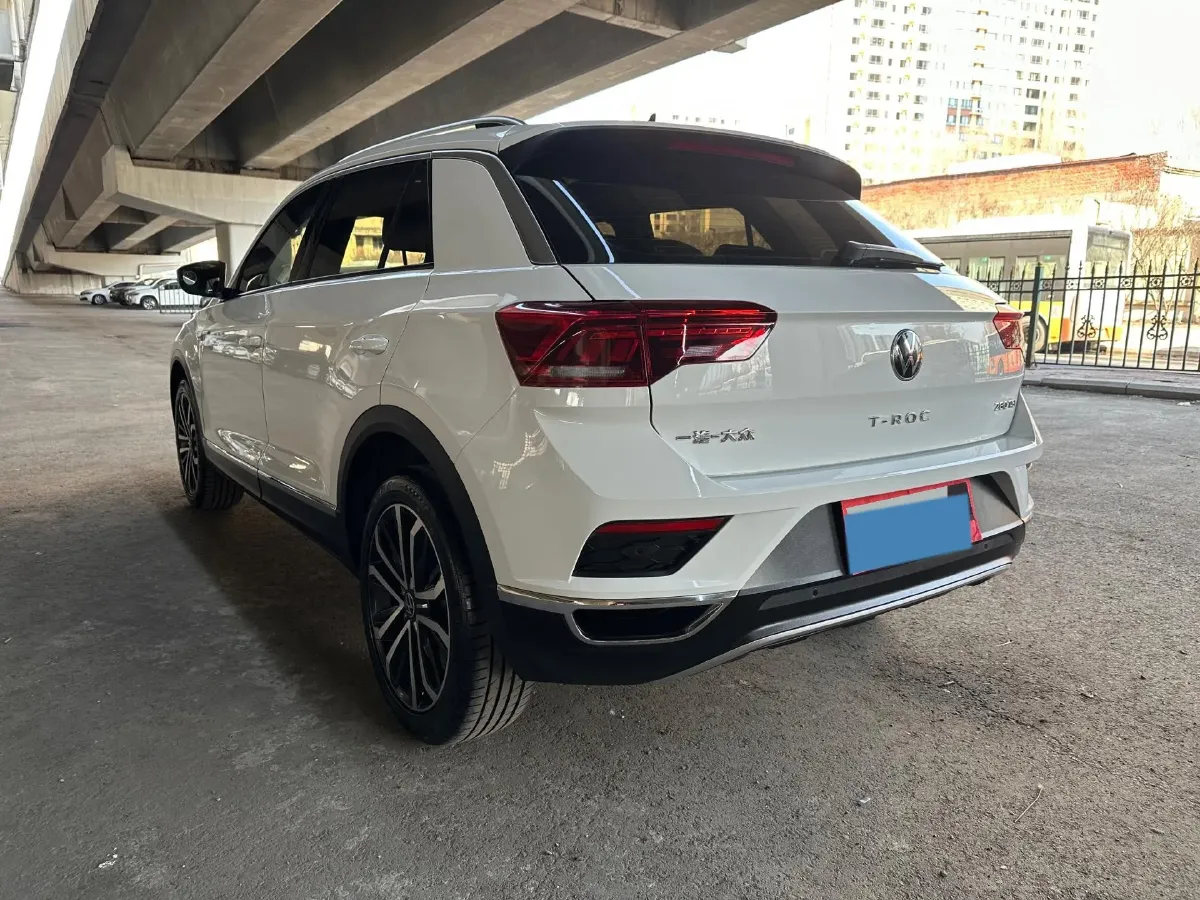 2022 Volkswagen T-Roc 1.4T 150HP L4 7DCT,autocango,china used car exporter,china ev exporter,chinese used car exporter,chinese used ev exporter