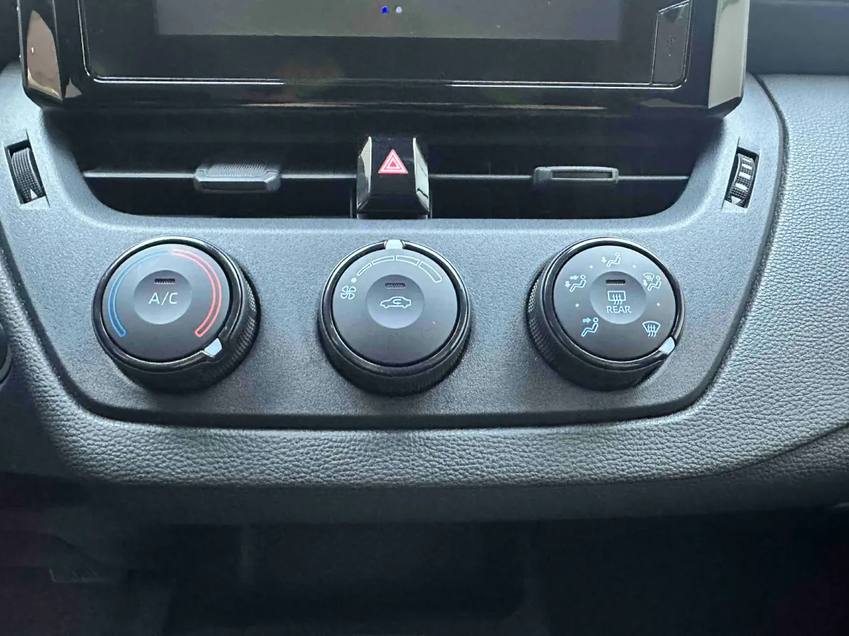 2021 Toyota Corolla 1.2T 116HP L4 CVT,autocango,china used car exporter,china ev exporter,chinese used car exporter,chinese used ev exporter