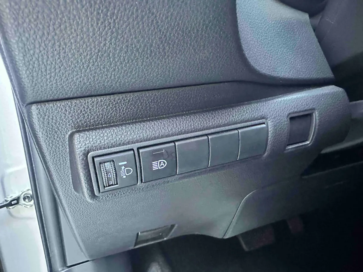 2021 Toyota Corolla 1.2T 116HP L4 CVT,autocango,china used car exporter,china ev exporter,chinese used car exporter,chinese used ev exporter