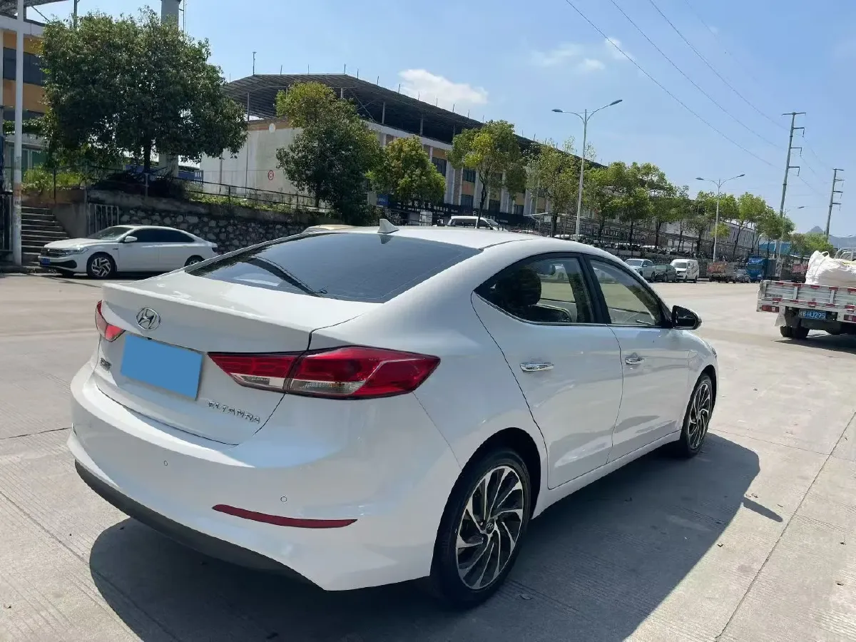 2020 Hyundai Elantra 1.5L 115HP L4 CVT,autocango,china used car exporter,china ev exporter,chinese used car exporter,chinese used ev exporter