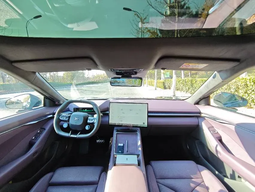 2025 Xpeng P7 BEV,autocango,china used car exporter,china ev exporter,chinese used car exporter,chinese used ev exporter