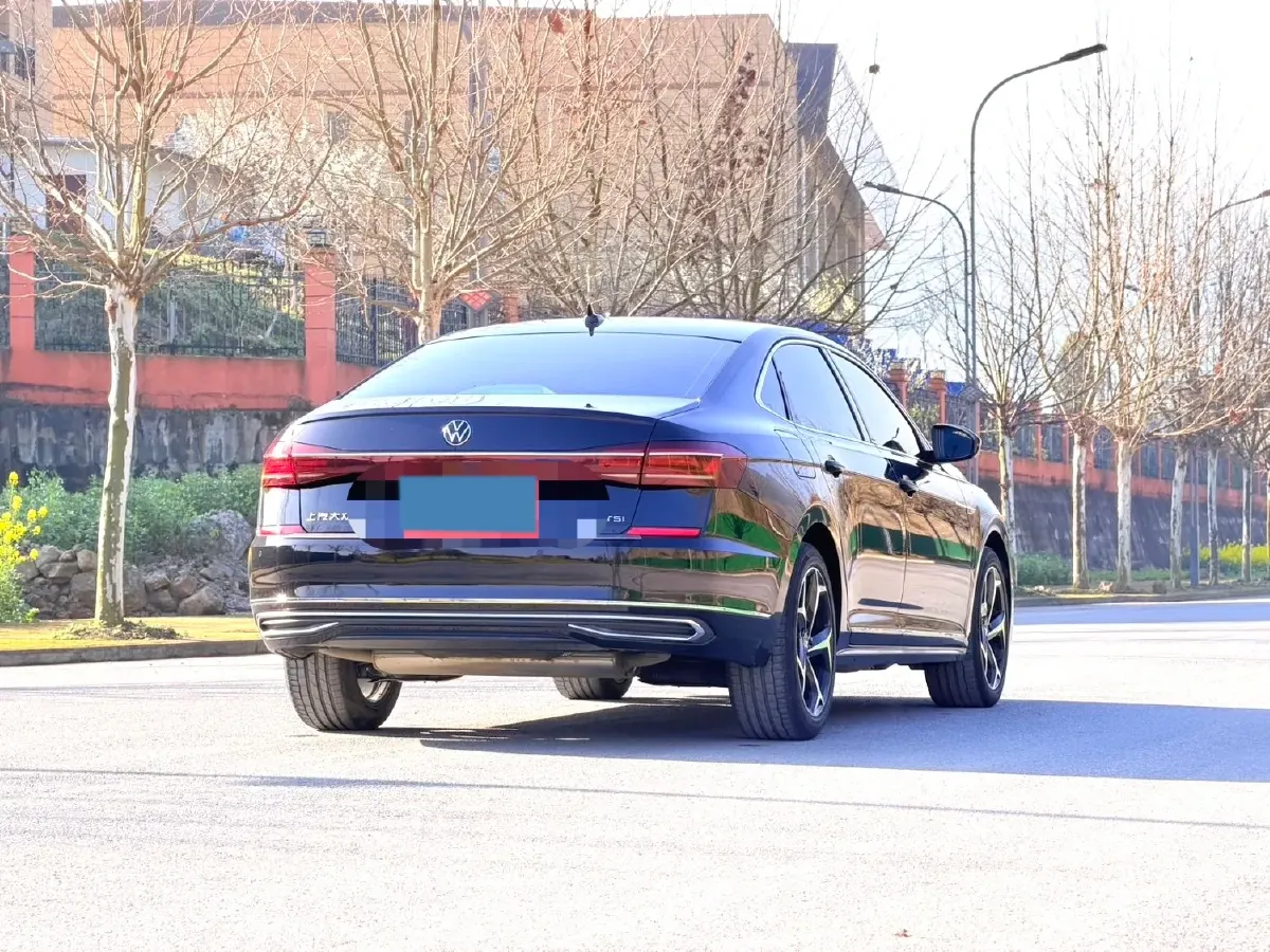 2024 Volkswagen Passat 2.0T 186HP L4 7DCT,autocango,china used car exporter,china ev exporter,chinese used car exporter,chinese used ev exporter