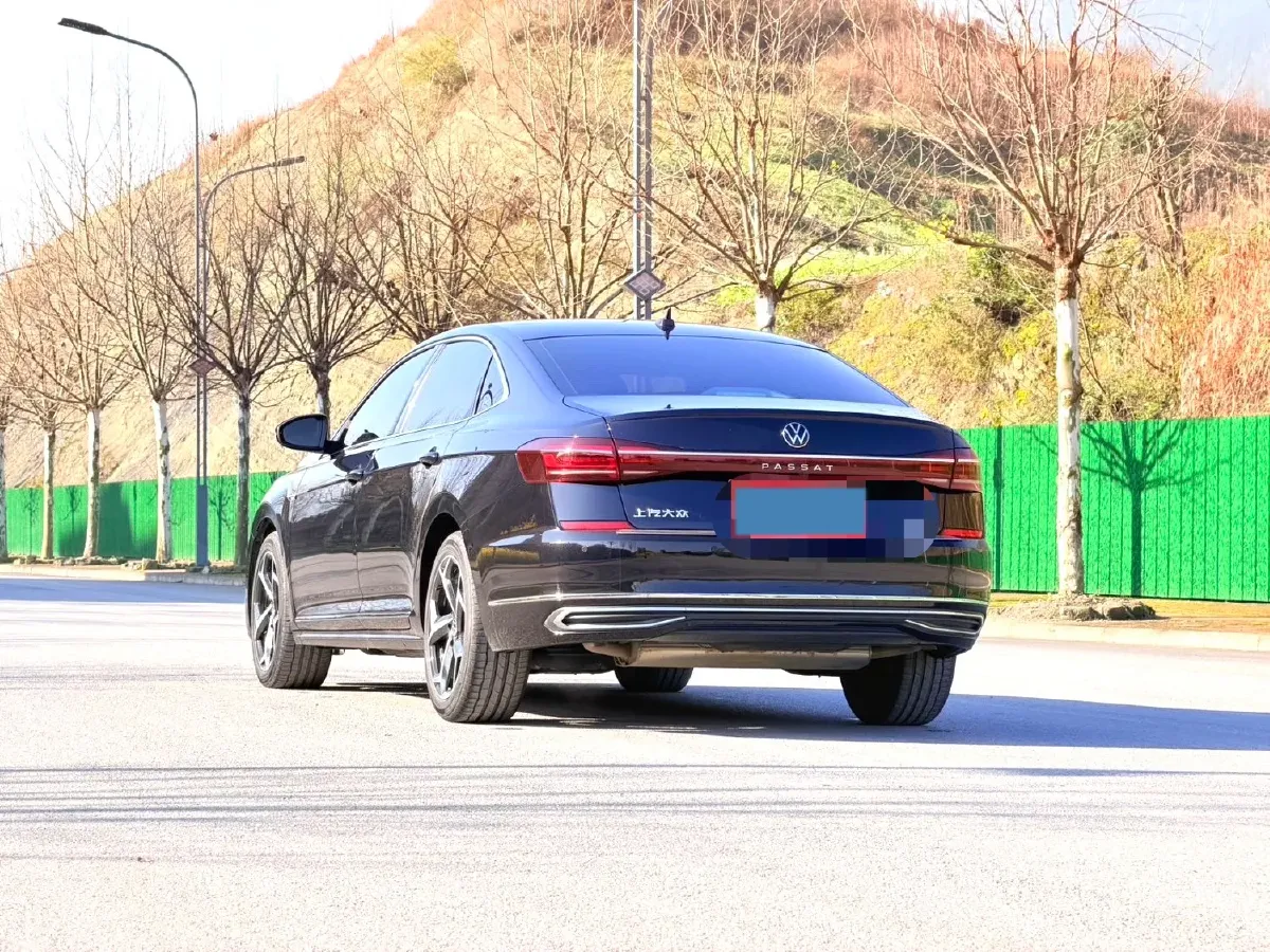 2024 Volkswagen Passat 2.0T 186HP L4 7DCT,autocango,china used car exporter,china ev exporter,chinese used car exporter,chinese used ev exporter