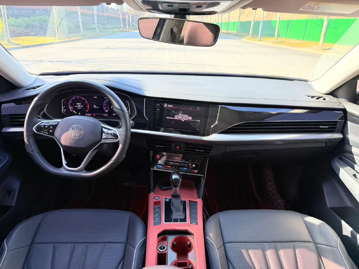 2024 Volkswagen Passat 2.0T 186HP L4 7DCT,autocango,china used car exporter,china ev exporter,chinese used car exporter,chinese used ev exporter