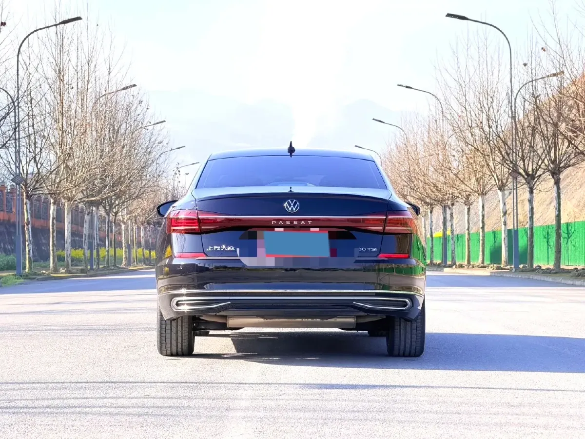 2024 Volkswagen Passat 2.0T 186HP L4 7DCT,autocango,china used car exporter,china ev exporter,chinese used car exporter,chinese used ev exporter