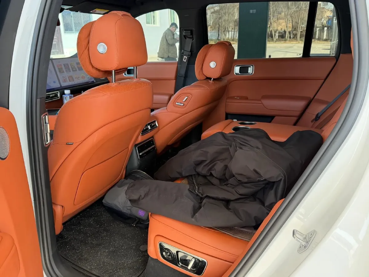 2023 Li L7 Range Extended 154HP REEV 40.9KWH,autocango,china used car exporter,china ev exporter,chinese used car exporter,chinese used ev exporter