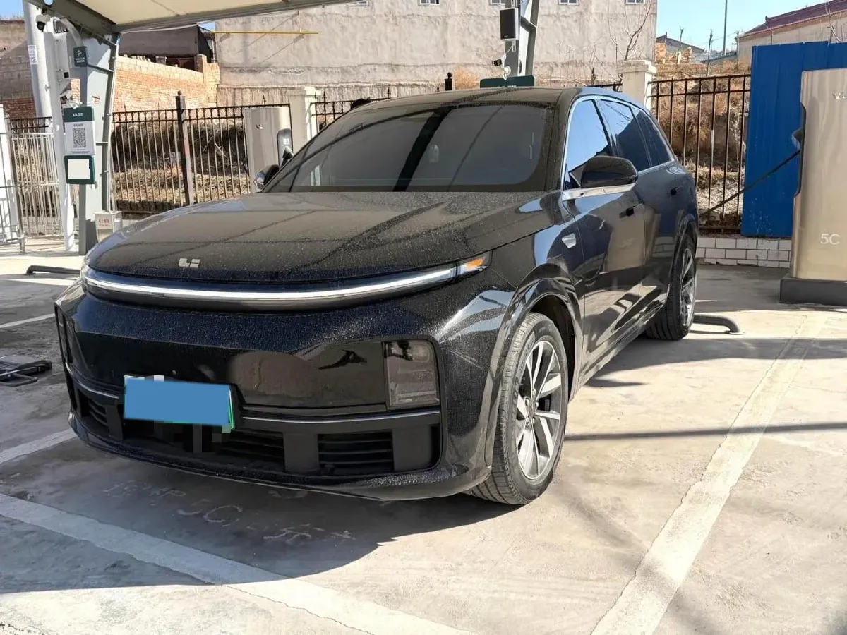 2023 Li L7 Range Extended 154HP REEV 40.9KWH,autocango,china used car exporter,china ev exporter,chinese used car exporter,chinese used ev exporter