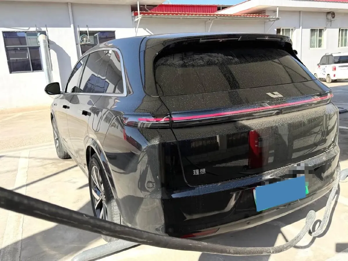 2023 Li L7 Range Extended 154HP REEV 40.9KWH,autocango,china used car exporter,china ev exporter,chinese used car exporter,chinese used ev exporter
