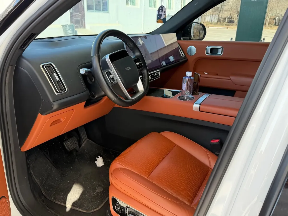 2023 Li L7 Range Extended 154HP REEV 40.9KWH,autocango,china used car exporter,china ev exporter,chinese used car exporter,chinese used ev exporter