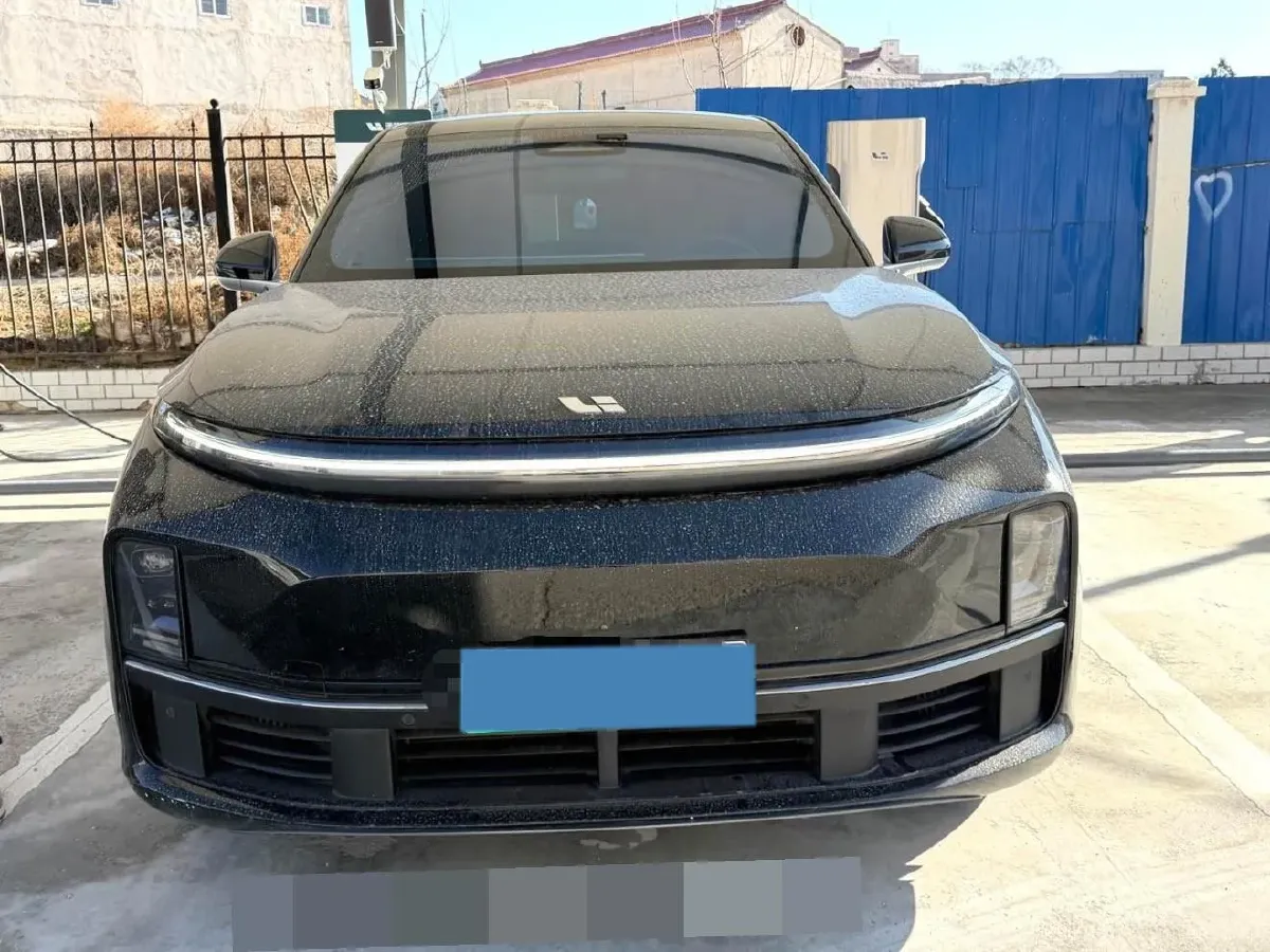 2023 Li L7 Range Extended 154HP REEV 40.9KWH,autocango,china used car exporter,china ev exporter,chinese used car exporter,chinese used ev exporter