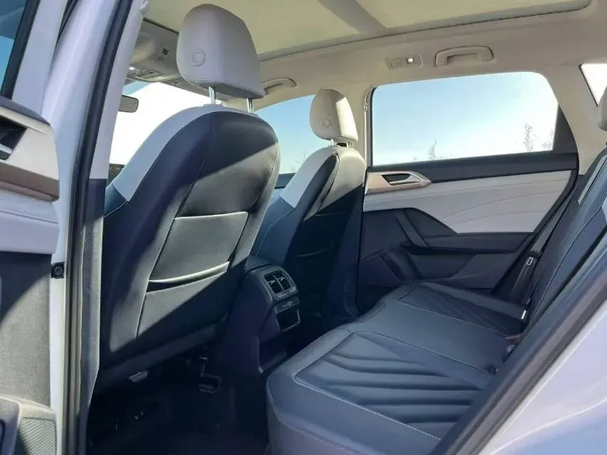 2023 Volkswagen Tharu 1.5T 160HP L4 7DCT,autocango,china used car exporter,china ev exporter,chinese used car exporter,chinese used ev exporter