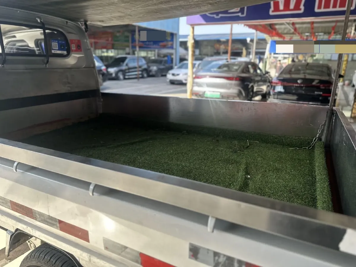 2021 NLM Motor QiTeng M70 1.5L 122HP L4 5MT,autocango,china used car exporter,china ev exporter,chinese used car exporter,chinese used ev exporter