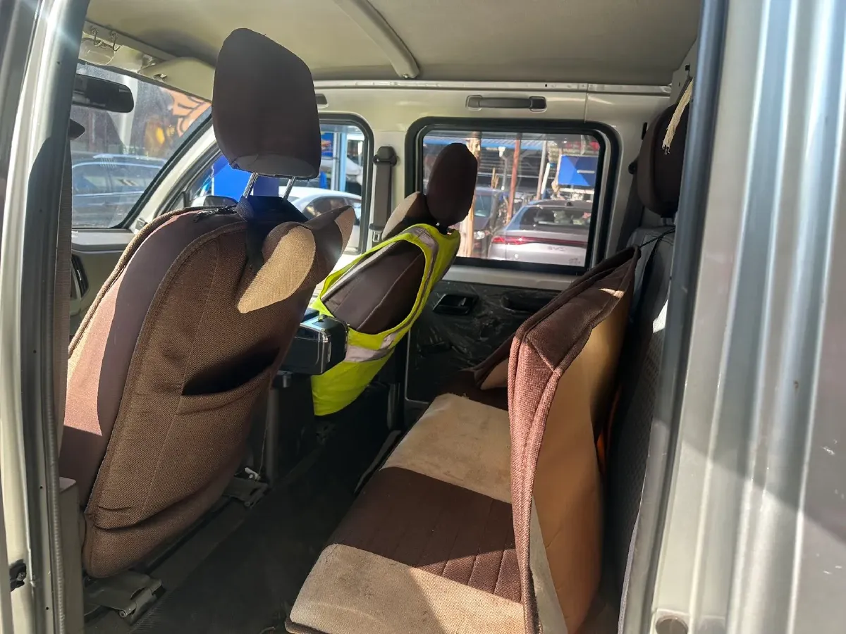 2021 NLM Motor QiTeng M70 1.5L 122HP L4 5MT,autocango,china used car exporter,china ev exporter,chinese used car exporter,chinese used ev exporter