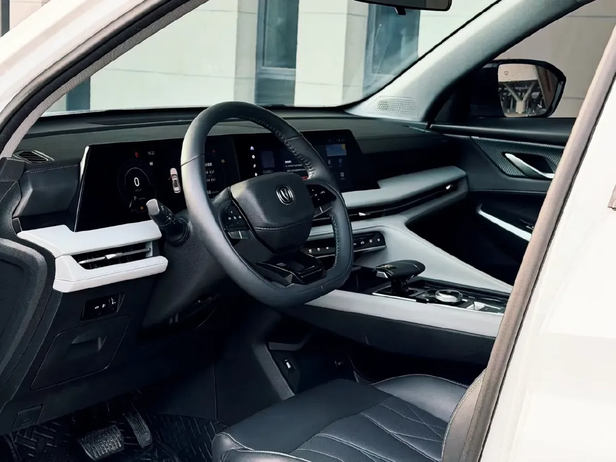 2024 ChangAn CS75 Plus 1.5T 188HP L4 8AT,autocango,china used car exporter,china ev exporter,chinese used car exporter,chinese used ev exporter