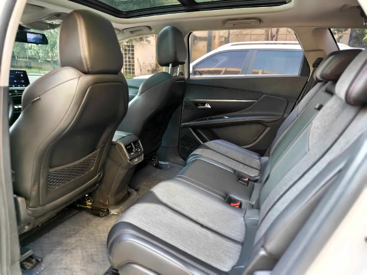 2019 Peugeot 5008 1.6T 170HP L4 6AT,autocango,china used car exporter,china ev exporter,chinese used car exporter,chinese used ev exporter