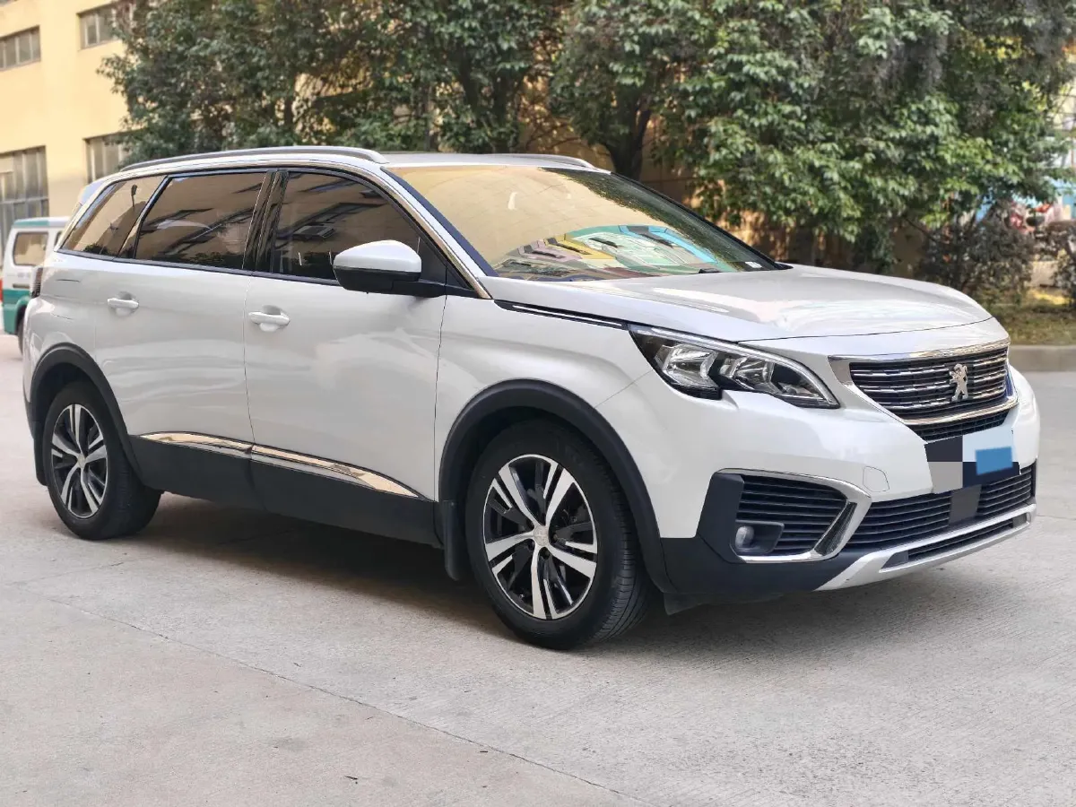 2019 Peugeot 5008 1.6T 170HP L4 6AT,autocango,china used car exporter,china ev exporter,chinese used car exporter,chinese used ev exporter