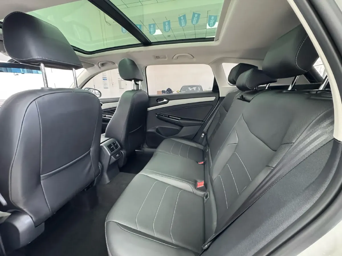 2022 Jetta VS7 1.4T 150HP L4 6AT,autocango,china used car exporter,china ev exporter,chinese used car exporter,chinese used ev exporter