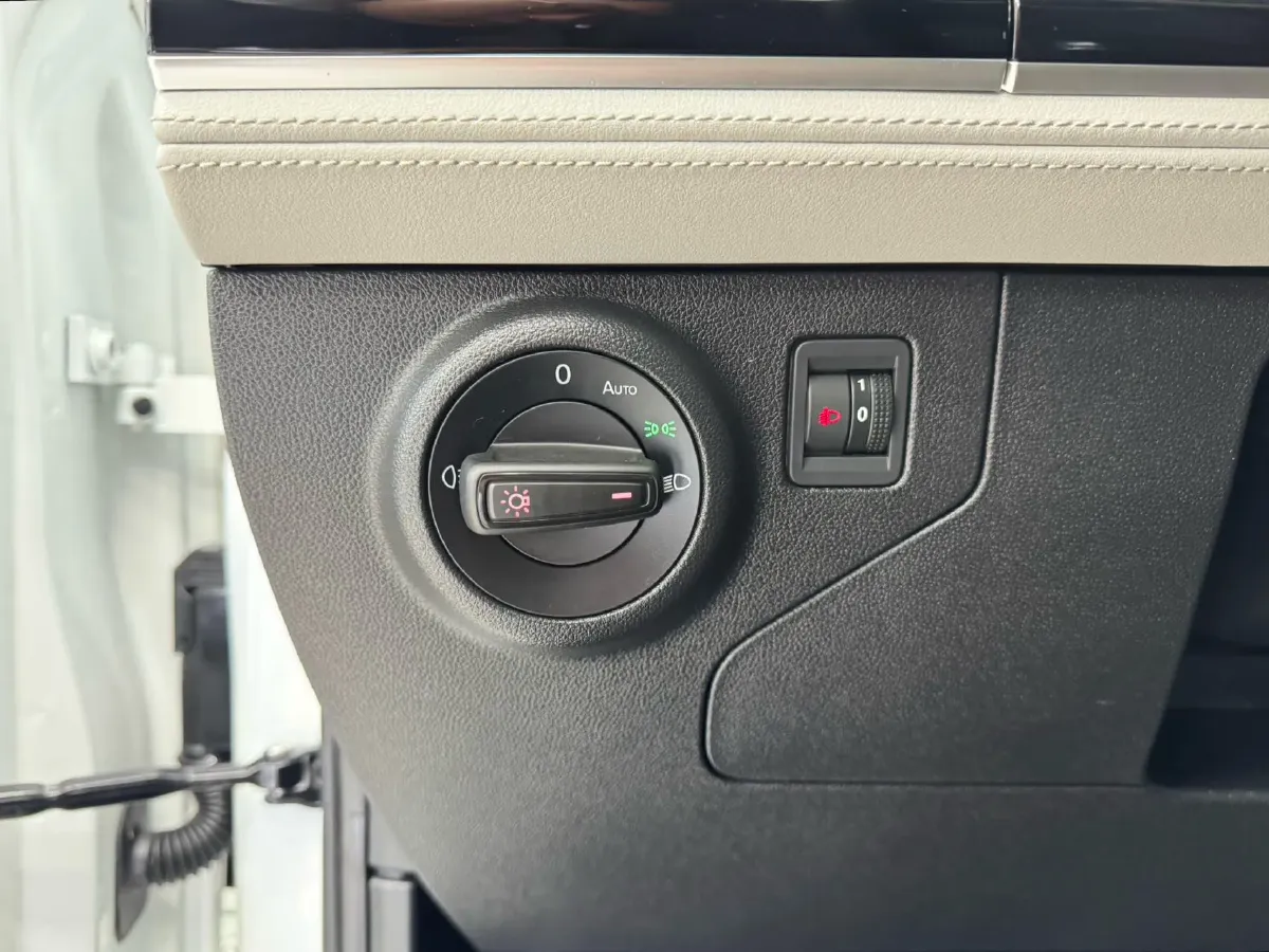 2022 Jetta VS7 1.4T 150HP L4 6AT,autocango,china used car exporter,china ev exporter,chinese used car exporter,chinese used ev exporter