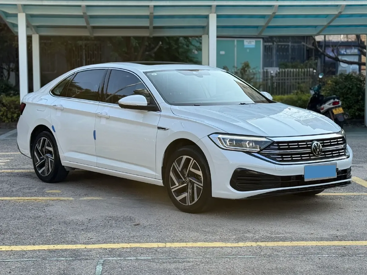 2023 Volkswagen Sagitar 1.2T 116HP L4 7DCT,autocango,china used car exporter,china ev exporter,chinese used car exporter,chinese used ev exporter