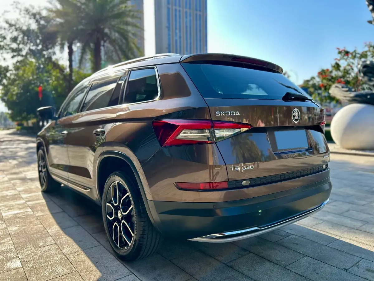 2017 Skoda Kodiak 1.8T 180HP L4 7DCT,autocango,china used car exporter,china ev exporter,chinese used car exporter,chinese used ev exporter